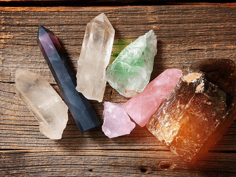 crystal Healing course by guiding auras